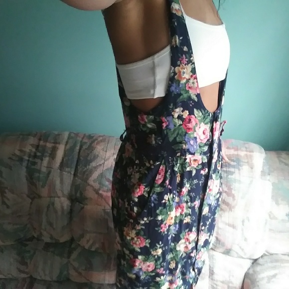 Button Up Swoop Neck Dress - Picture 3 of 4